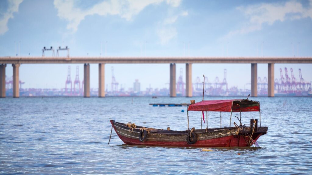 Sinking ground, rising danger: the hidden crisis threatening coastal cities | Technology News All deltas sink over time as a result of loose sediments compacting due to their own weight. But scientists say human activity has sharply accelerated the process. (Image for representation: Freepik)