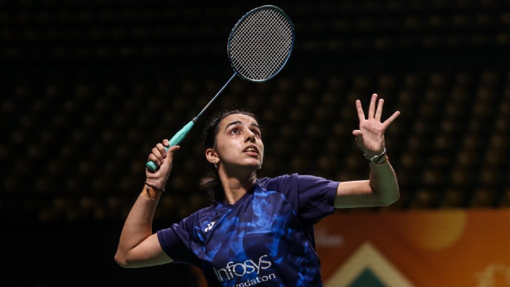 PV Sindhu’s frame-sake, the tall Devika Sihag, scalps her first Top 20 opponent in top seed Supanida Katethong at Thailand | Badminton News