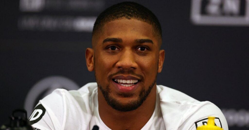 Boxing Icon Hit by Wild Double Assassination Theory After Friends Died