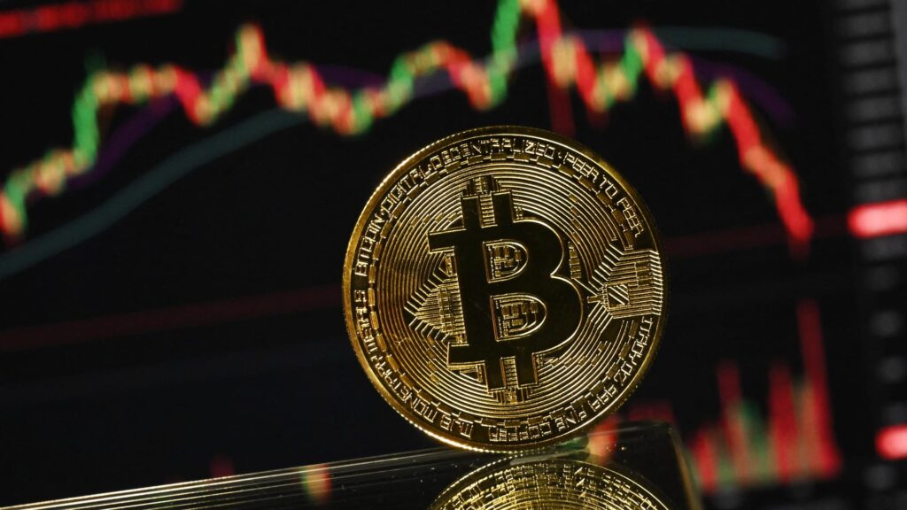Bitcoin breaks below $73,000 to lowest since November 2024 as heavy selling resumes