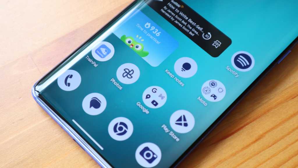 7 Android Privacy Settings to Check to Protect Your Phone Motorola Edge 60 Pro Android overlay