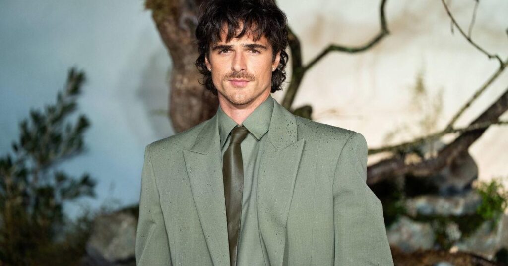 The Major Reason Jacob Elordi Is 'Totally Wrong' For Bond Role