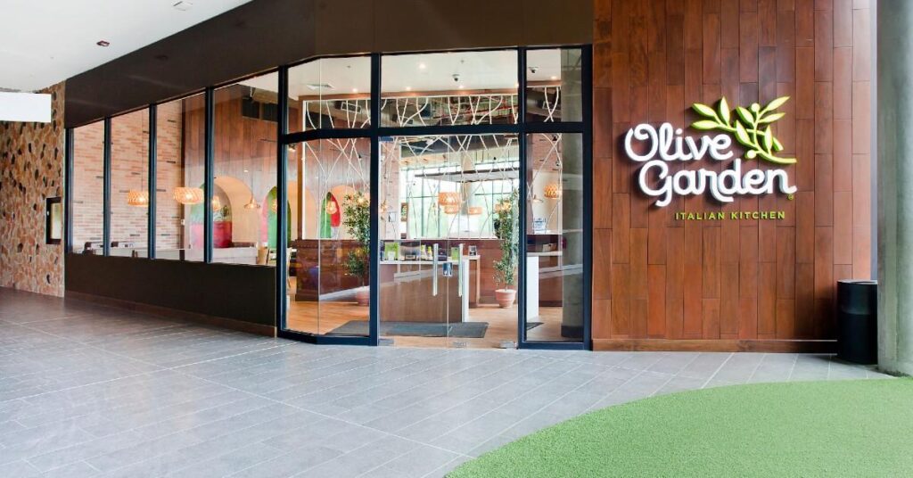 Olive Garden Cook Dead After Suicide By Thrusting Head Into Air Fryer