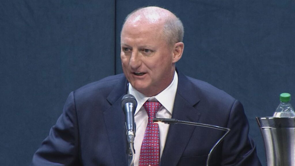 Berkshire CEO Greg Abel vows to keep Buffett's culture of disciplined investing in first annual letter