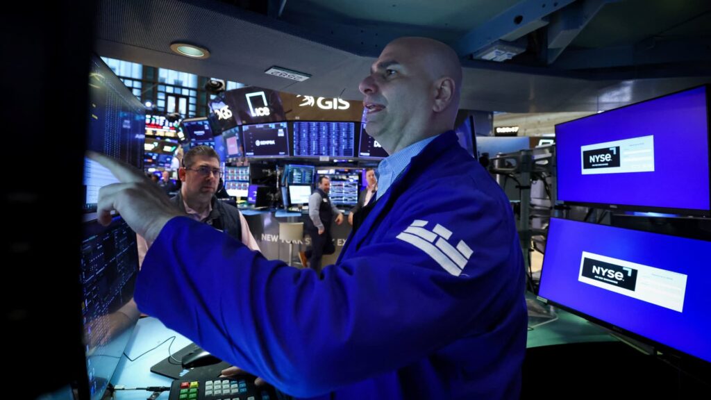 Volume in stock, oil futures surged minutes before Trump’s market-turning post Volume in stock, oil futures surged minutes before Trump's market-turning post