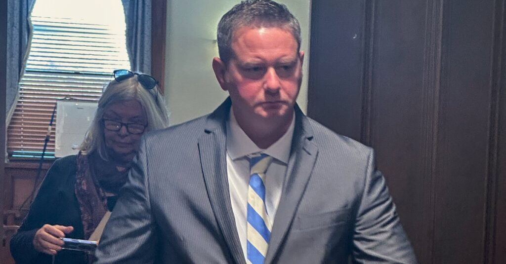 Ex-NY Trooper Guilty Of Manslaughter In Car Chase