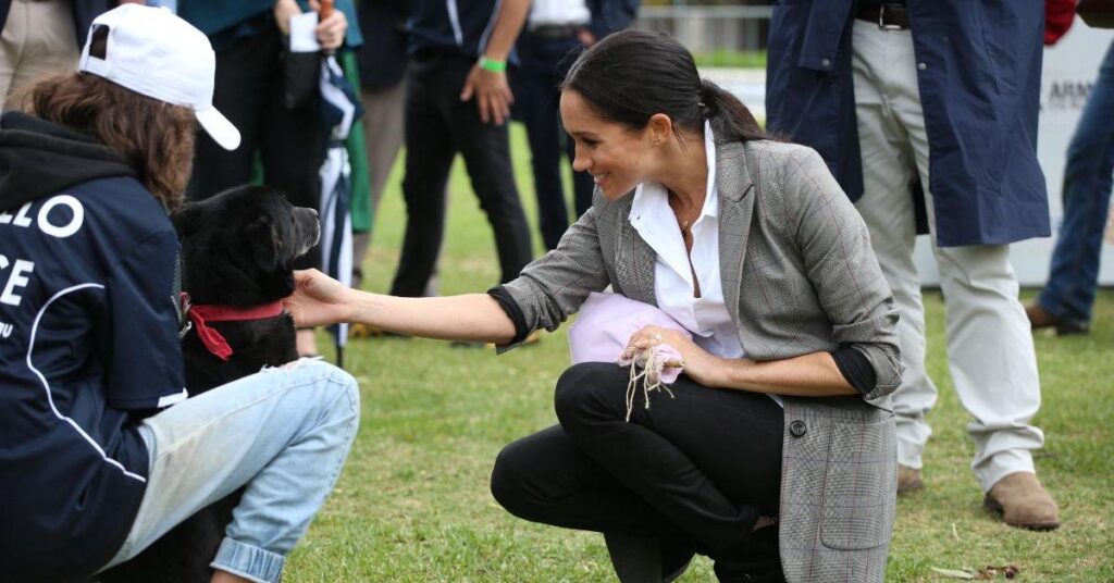 Meghan Markle Dragged For 'Exploiting' Hospitalized Children in Photo Op