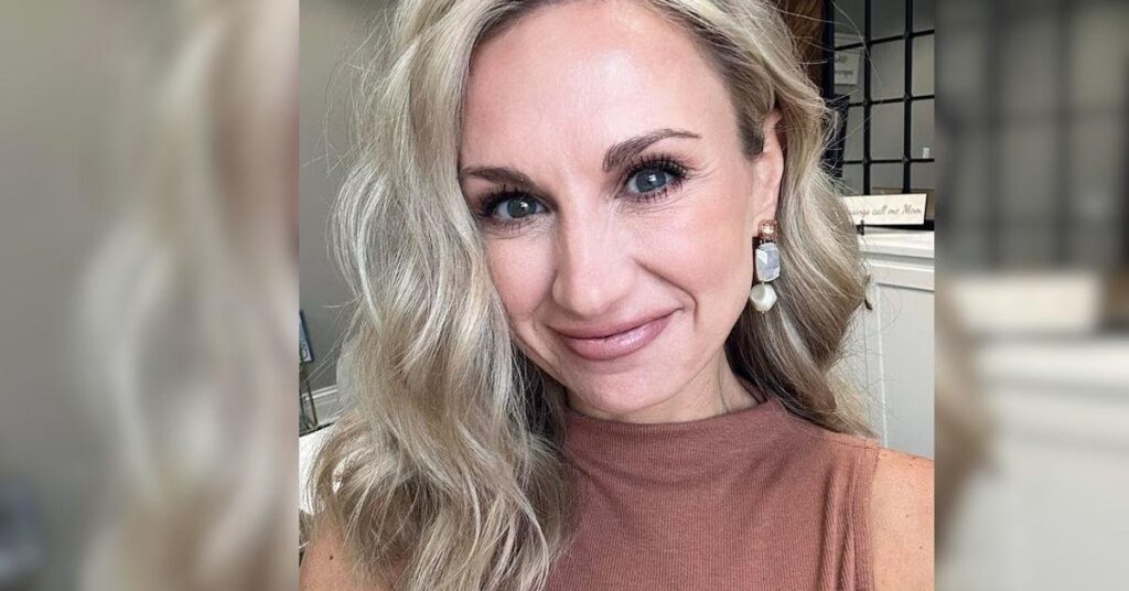 Louisiana Mayor's Nephew Used Phone to See Her Being 'Intimate' With Teen