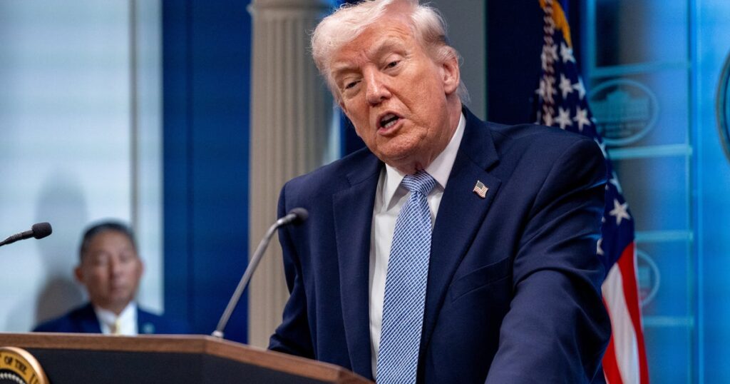 Trump Taunts ‘Failing’ New York Times After Reporter Asks About War Crimes