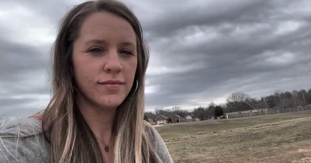 Jill Duggar Reveals ‘Strangers’ Checking on Family Home Door Locks Jill Duggar Reveals 'Strangers' Checking on Family Home Door Locks