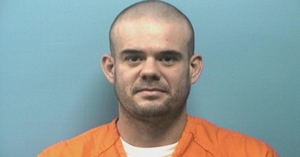 Natalee Holloway Killer Joran van der Sloot’s Mom Slams Disturbed Son Natalee Holloway Killer Joran van der Sloot's Mom Slams Disturbed Son
