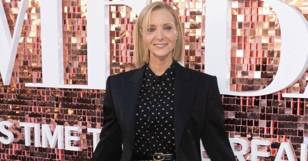 Lisa Kudrow Hints at Serious Rift Between Her and 'Friends' Co-Stars