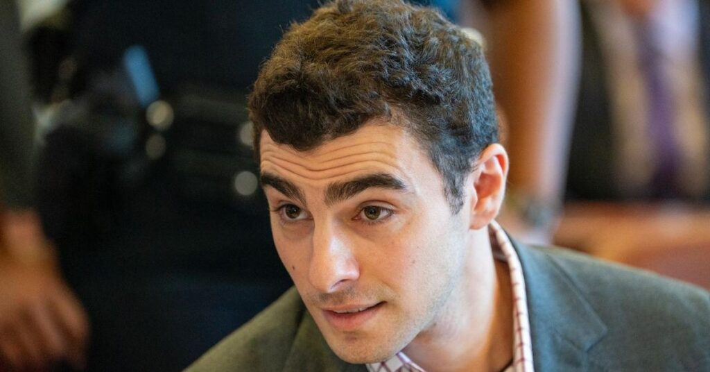 MAGA Podcaster Leaks Prison Letter Details From Luigi Mangione