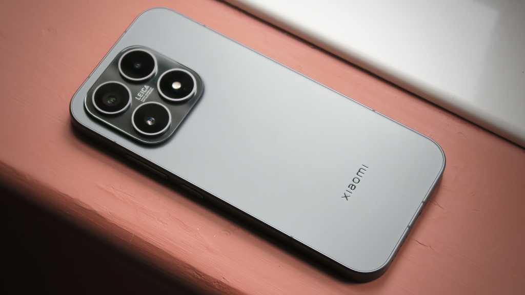 Xiaomi 17T and 17 Max Could Get Global Release Xiaomi 17 REVIEW back angled