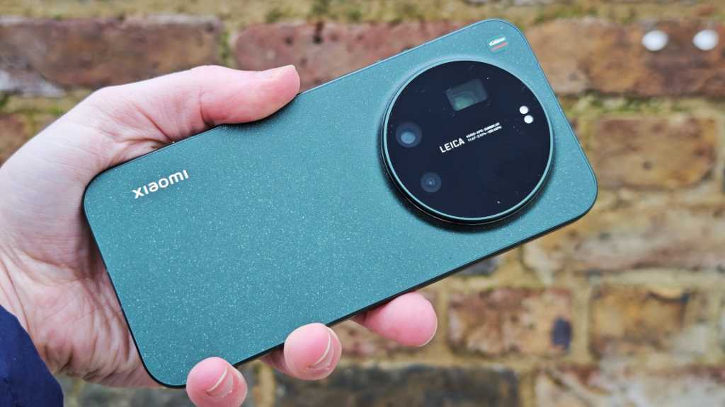 Xiaomi 17 Ultra Review: A Balancing Act Xiaomi 17 Ultra review 4