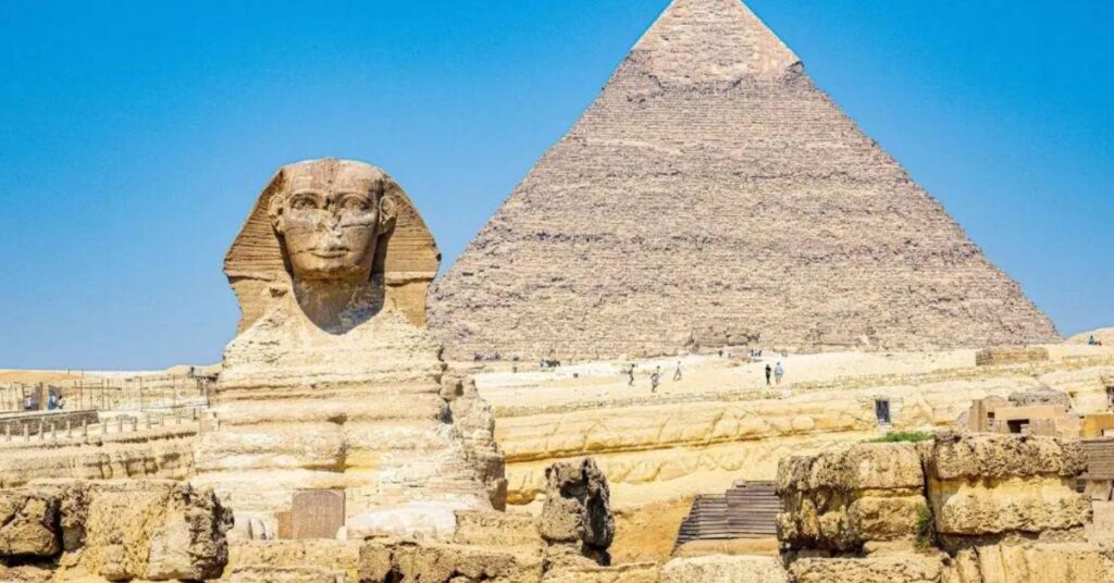 CIA File Sparks Theories of Ancient Texts Hidden Under Egypt’s Sphinx CIA File Sparks Theories of Ancient Texts Hidden Under Egypt's Sphinx