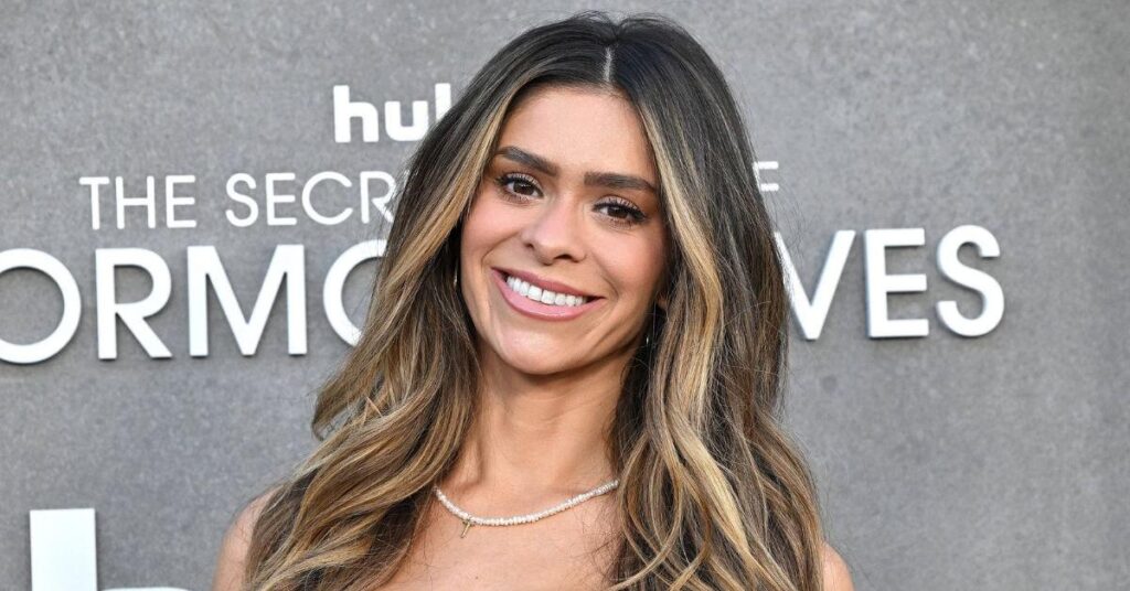 Taylor Frankie Paul’s Net Worth: A Complete Breakdown Taylor Frankie Paul's Net Worth: A Complete Breakdown